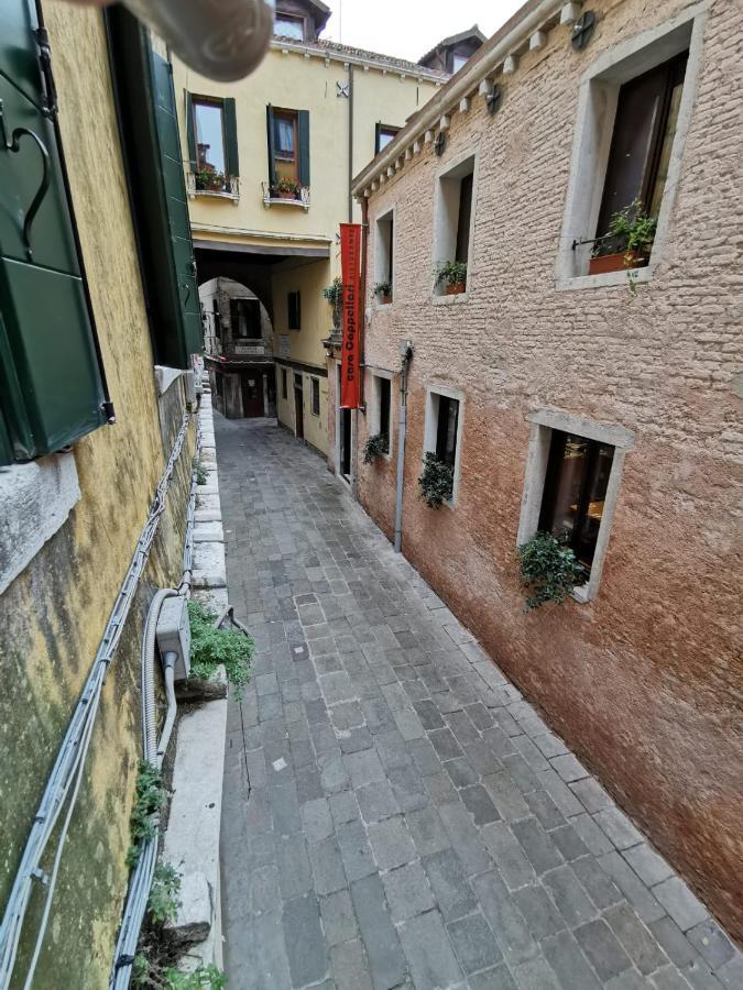 Deluxe 3 Bedroom Flat In Rialto Veneza Exterior foto