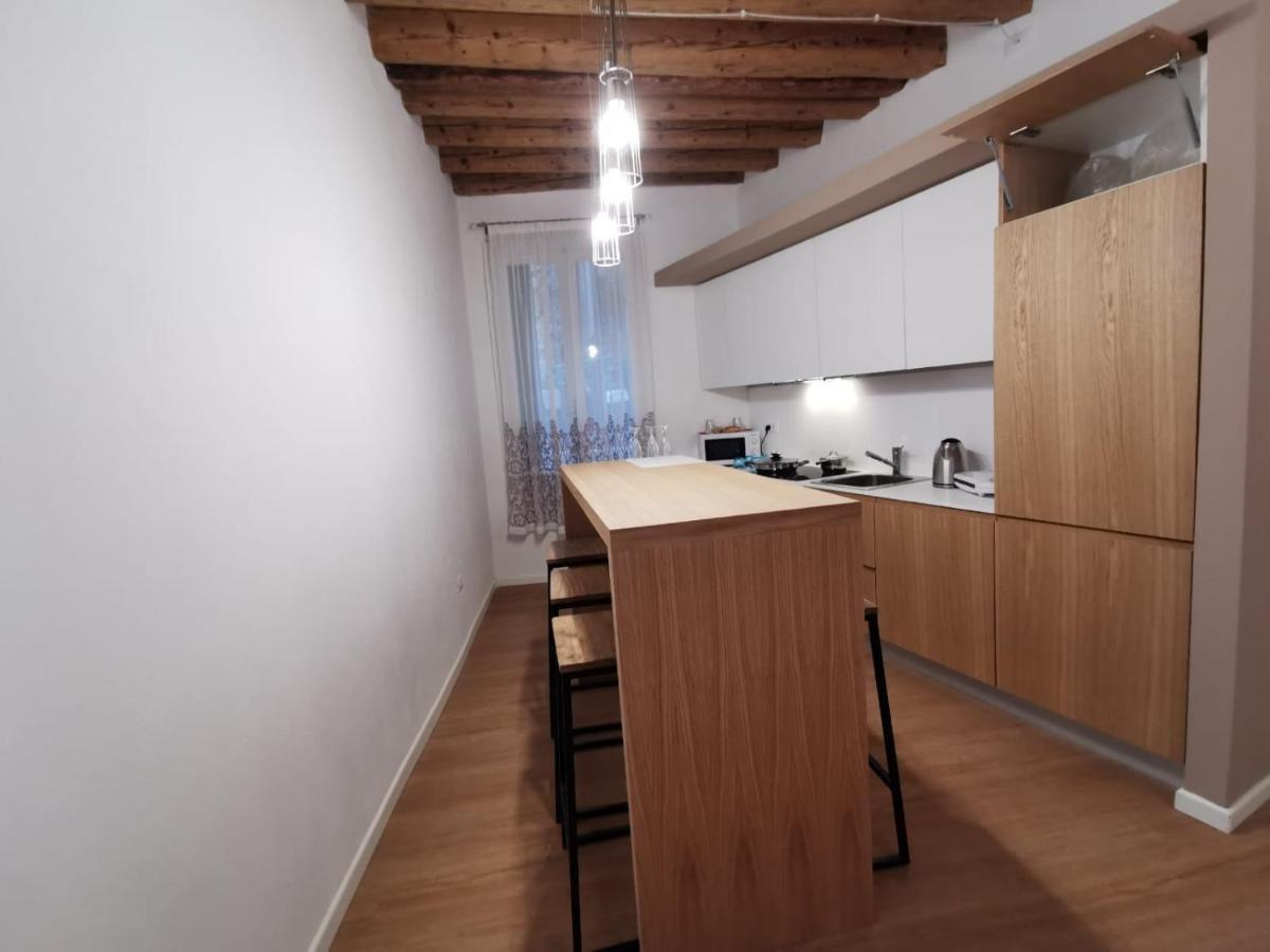 Deluxe 3 Bedroom Flat In Rialto Veneza Exterior foto